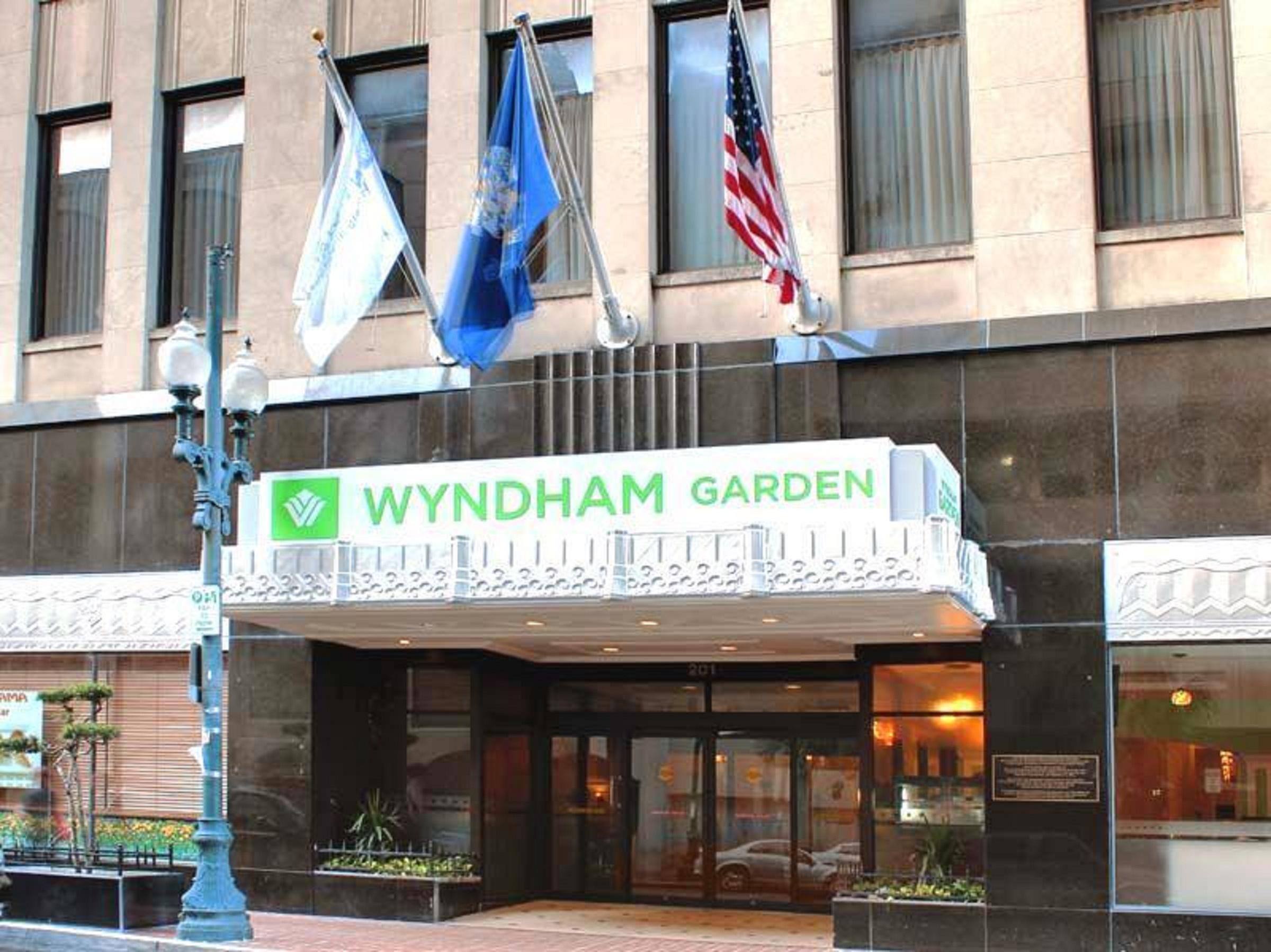 מלון ניו אורלינס Wyndham Garden Baronne Plaza מראה חיצוני תמונה