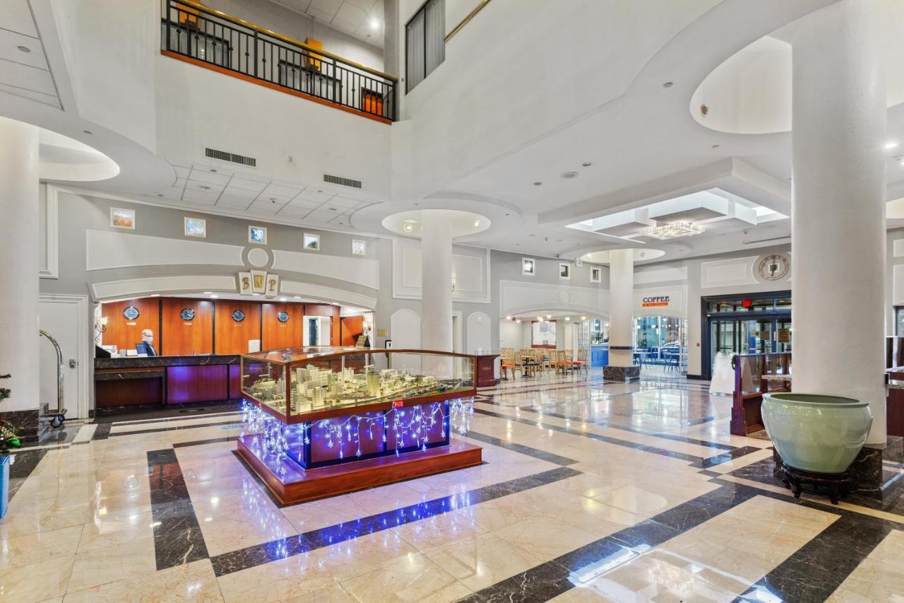מלון ניו אורלינס Wyndham Garden Baronne Plaza מראה חיצוני תמונה